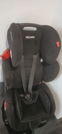 detska-sedacka-9-36kg-recaro-youngsport-black-big-0
