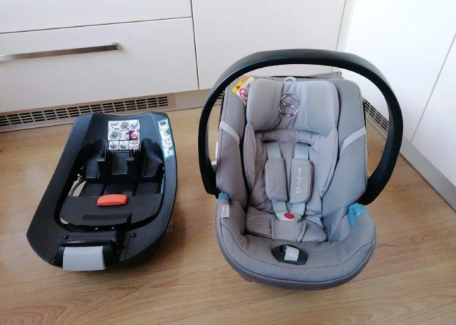 vajicko-cybex-aton-4-zakladna-isofix-big-3