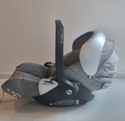 cybex-cloud-q-plus-polohovatelna-big-0