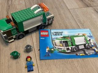 lego-4432-smetiarske-auto