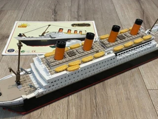 cobi-titanic