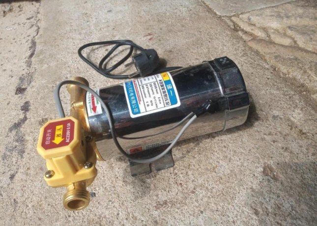 male-dopravne-cerpadlo-na-vodu-220v150w-15sg16-s-manost-big-1