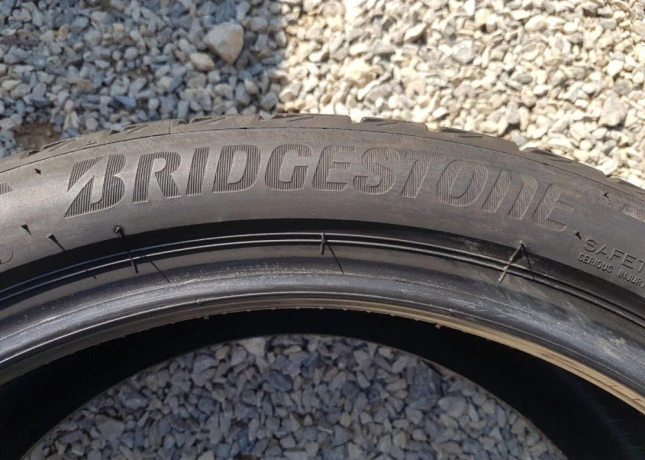 22540-r19-letne-pneumatiky-2ks-bridgestone-dot2021-big-3