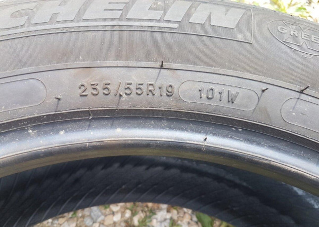 23555-r19-letne-pneumatiky-2ks-michelin-dot2022-big-4