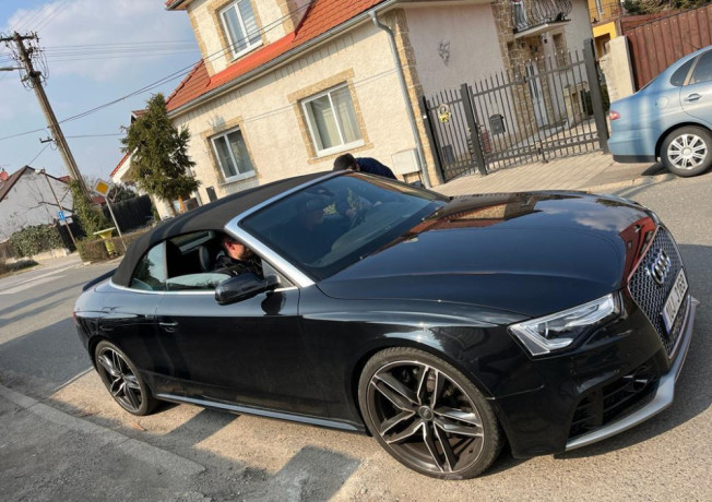 audi-disky-r20-a-letne-pneu-big-0