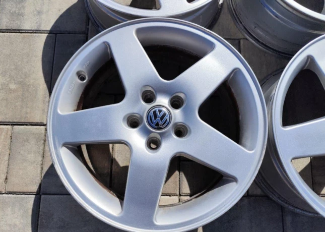 5x100-r17-hlinikove-disky-volkswagen-skoda-seat-big-2