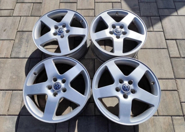 5x100-r17-hlinikove-disky-volkswagen-skoda-seat-big-1