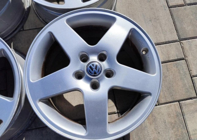 5x100-r17-hlinikove-disky-volkswagen-skoda-seat-big-3