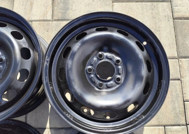 5x108-r15-plechove-disky-ford-focus-c-max-ford-connect-big-4