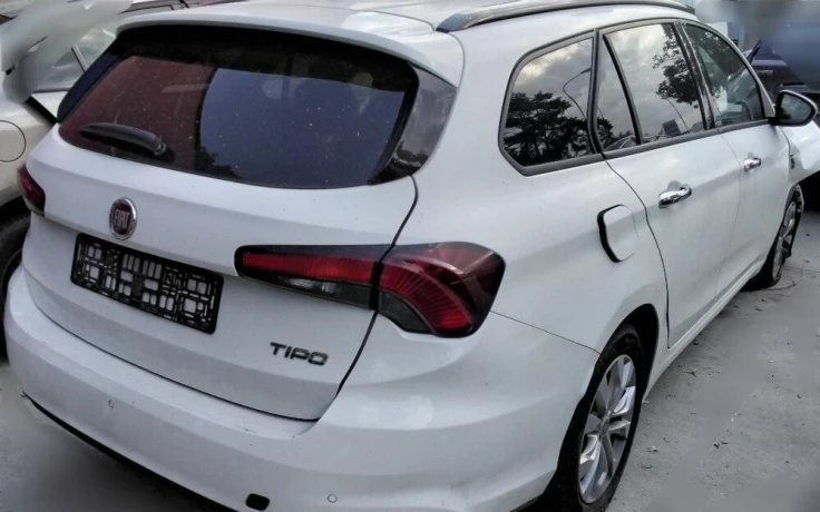 predam-kolesa-dvere-fiat-tipo-16-jtd-88kw-2018-combi-moto-big-1
