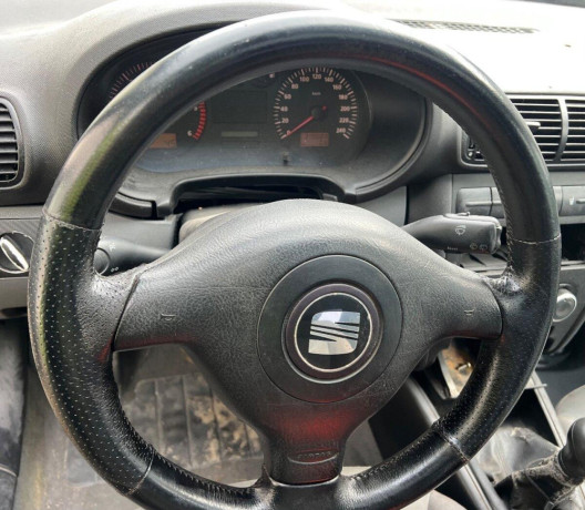 volant-seat-leon-vw-golf-big-0