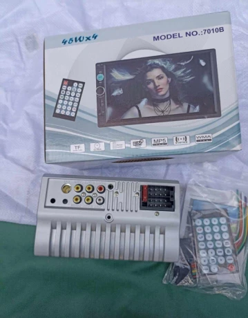 autoradio-big-1