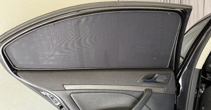 predam-original-skoda-slnecne-clony-octavia-2-big-1