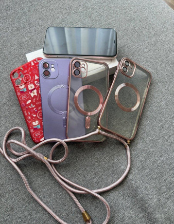 iphone-11-64-gb-big-3