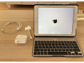 ipad-5generacie-klavesnica-obal-sluchadla-kabel-small-1