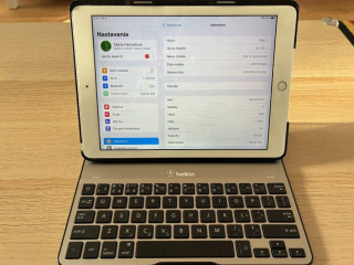 ipad-5generacie-klavesnica-obal-sluchadla-kabel