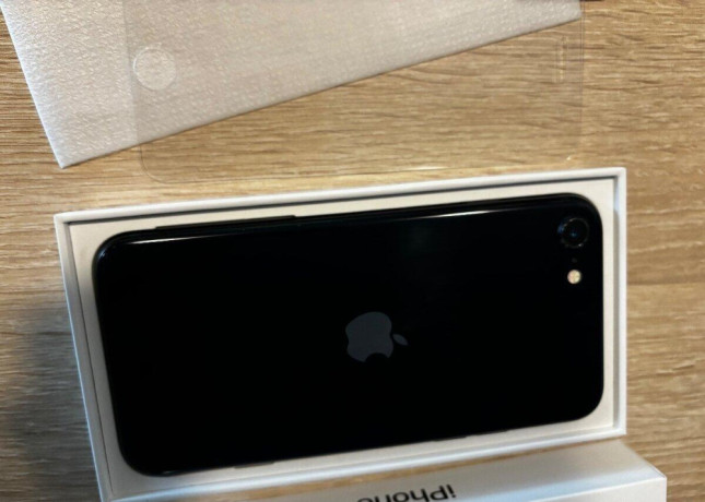 predam-iphone-se-2022-64gb-big-1