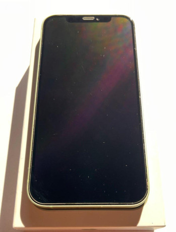 iphone-12-pistaciovy-top-stav-bez-skrabancov-big-1
