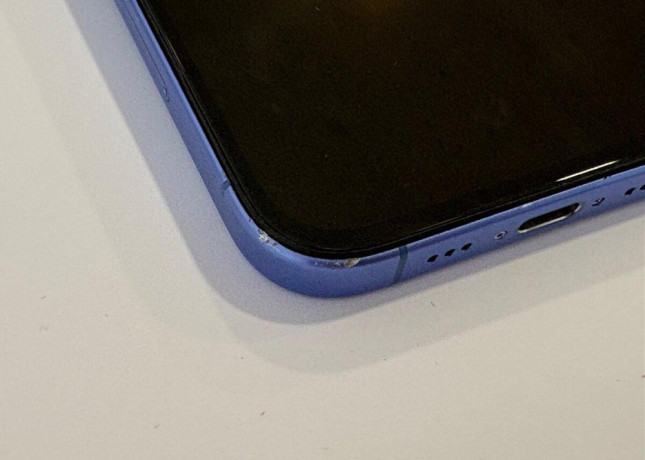 iphone-16-modry-big-3