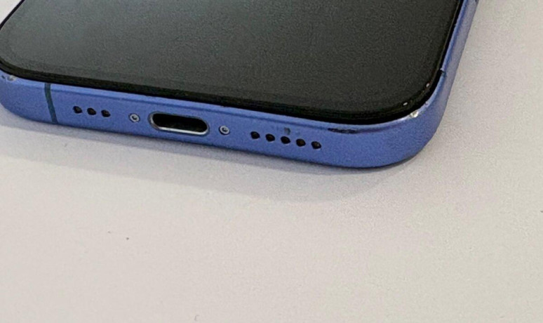 iphone-16-modry-big-1