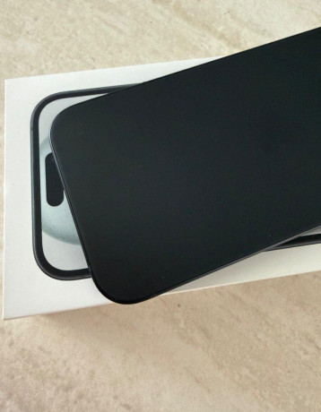 iphone-15-128-gb-big-2