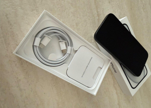 iphone-15-128-gb-big-4