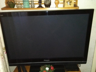 televizor-panasonic-viera-th-42px80e