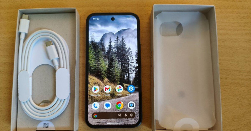 google-pixel-9a-5g-8gb128gb-dual-sim-obsidian-cierny-big-3
