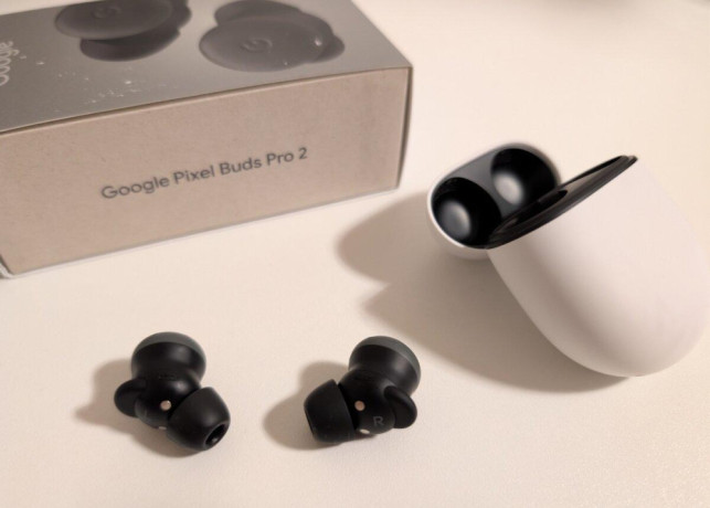 google-pixel-buds-pro-2-v-zaruke-big-0