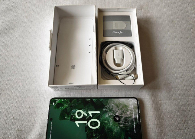 google-pixel-8-pro-12gb128gb-rezervovany-big-0