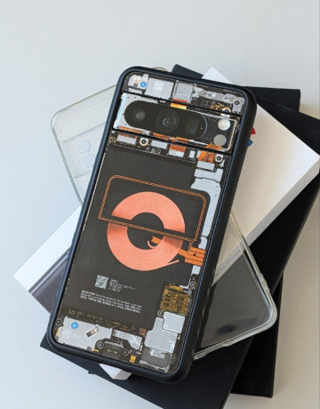 google-pixel-8-pro-256gb-dbrand-grip-2x-prism-sklo-big-4