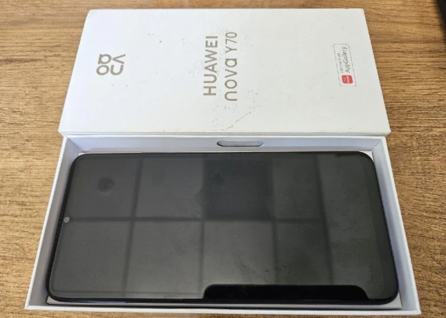 huawei-nova-y70-big-0