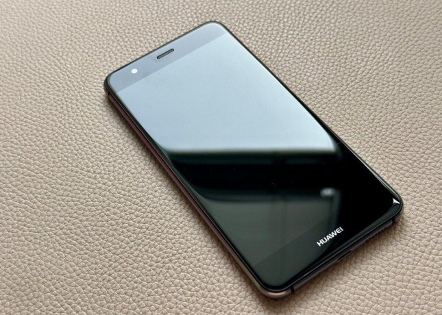 huawei-p10-lite-v-ciernej-farbe-je-v-zachovalom-stave-big-2