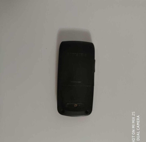 predam-mobil-samsung-sgh-e250-big-4