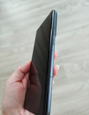 motorola-edge-50-ultra-forest-grey-big-2