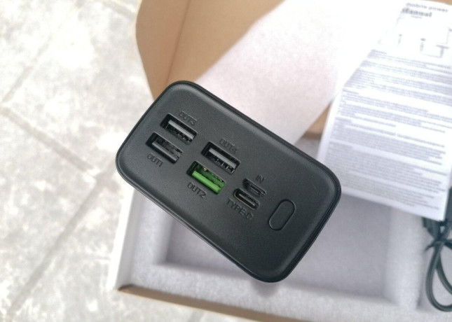 predam-powerbanka-30000-mah-big-4