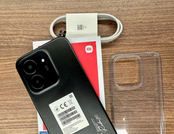 xiaomi-redmi-15c-4gb-128gb-cierny-top-zaruka-big-2