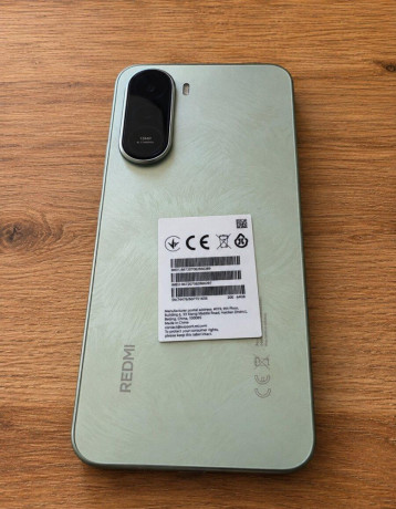 predam-xiaomi-redmi-a7-pro-uplne-novy-big-2