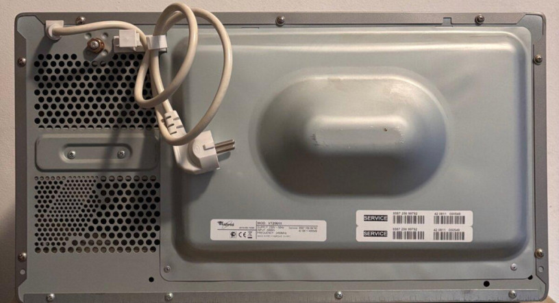 mikrovlnna-rura-whirlpool-vt-256ix-s-funkciou-crisp-nerez-big-4