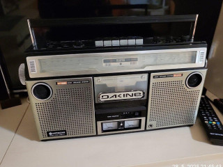 hitachi-radio