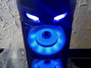 reproduktor-bluetooth-karaoke