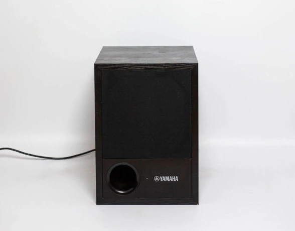 yamaha-hs80m-yamaha-sw10-volitelna-moznost-big-4