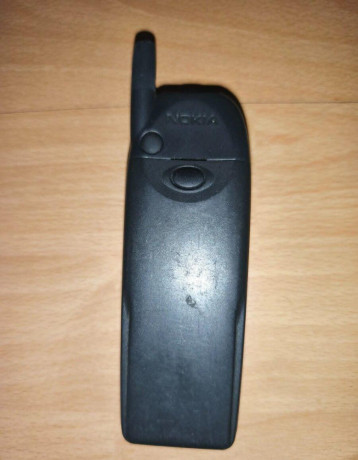 darujem-retro-nokia-5110-za-2x-monster-big-1