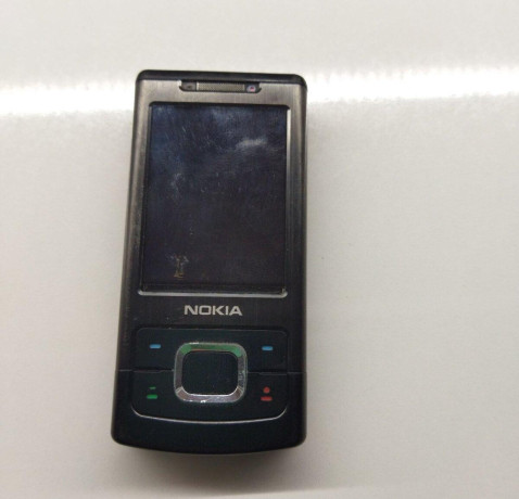 stare-telefony-nokia-samsung-a-ine-big-0