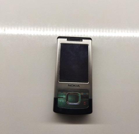 stare-telefony-nokia-samsung-a-ine-big-1