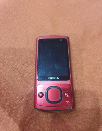 nokia-6700s-big-0