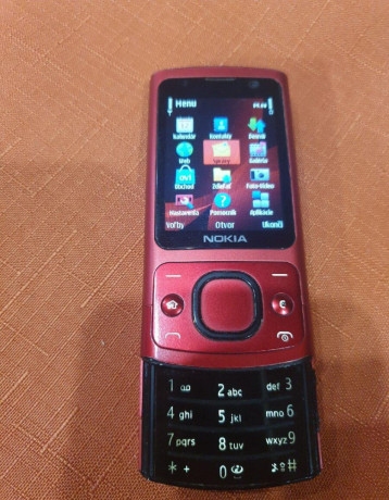 nokia-6700s-big-1