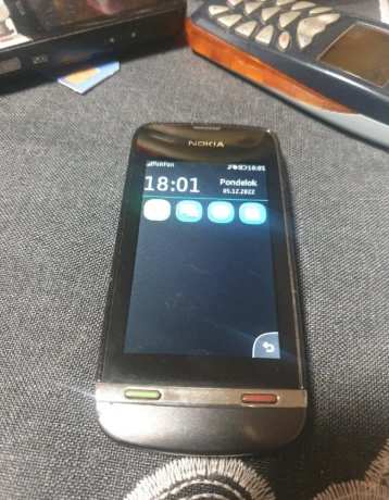 nokia-311-big-3