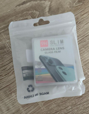ochranne-sklo-na-kameru-na-iphone-15pro-big-2