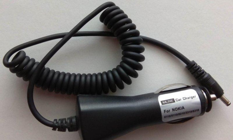 ponukam-auto-adapter-nokia-big-1